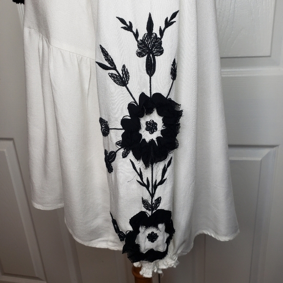 Zara Top M Contrast Embroidery Babydoll Boho Lace Front Bohemian Cottagecore - Picture 9 of 13